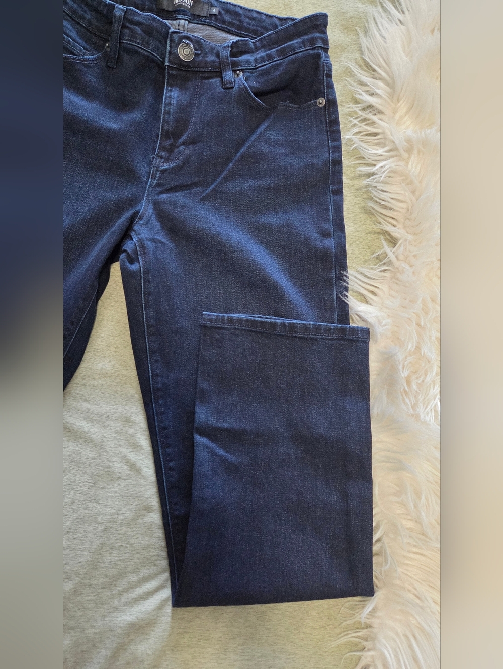 Hudson Jeans Women's Straight Leg in Dark Indigo Denim